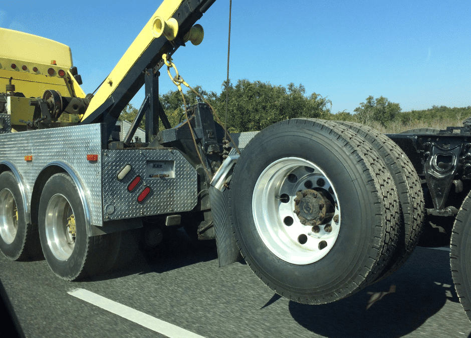 What to Do When Your Heavy-Duty Vehicle Breaks Down on the Highway
